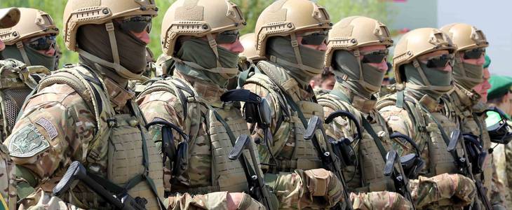 MP5 в руках пограничников