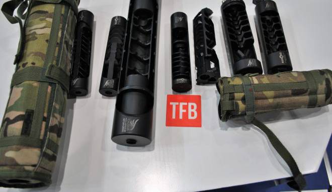Украинские глушители Hamond на выставке IDEX 2019