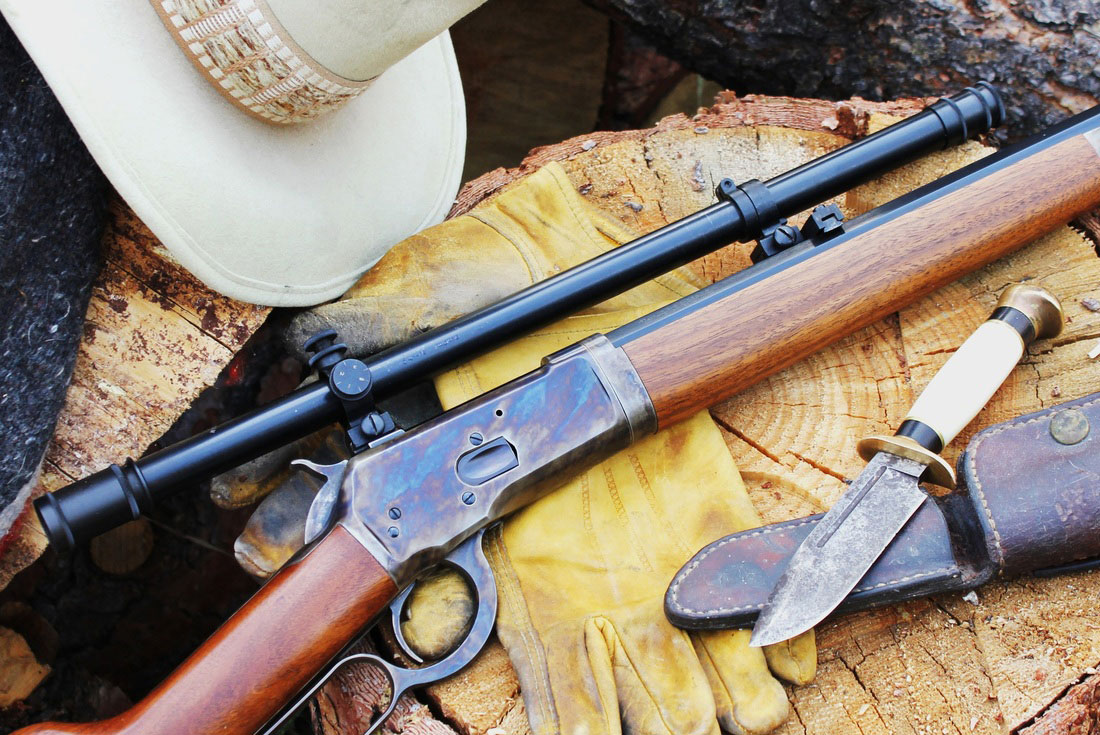 Прицел Malcolm и репродукция Chiappa винтовки Winchester Model 1892