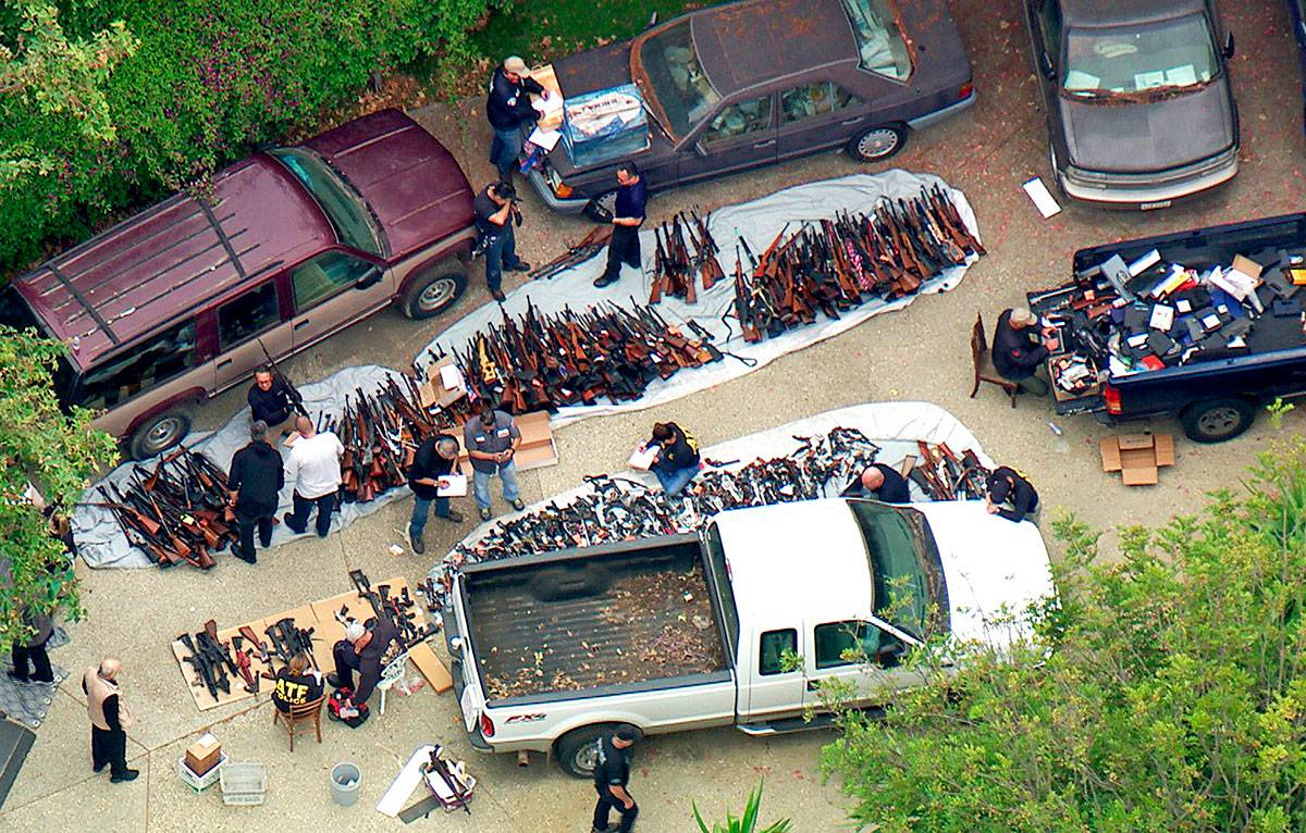 1000 Единиц Оружия Изъяли в Калифорнии