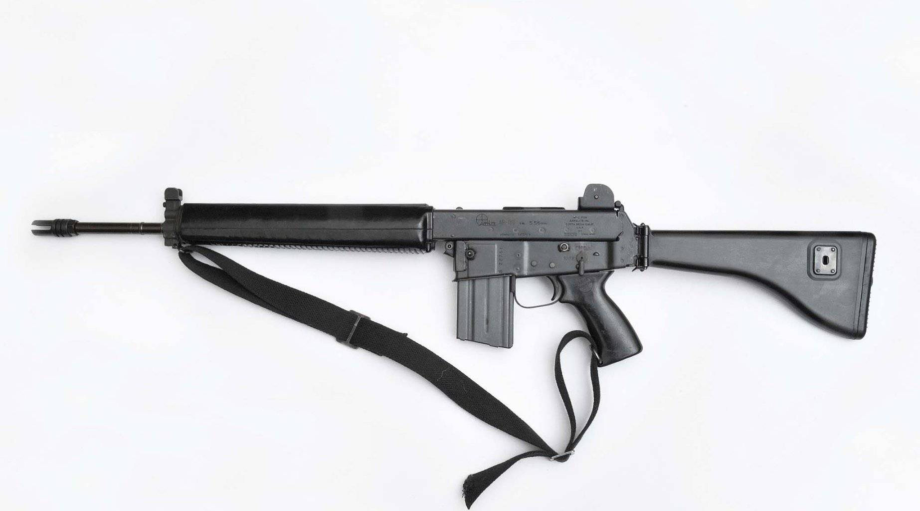 AR-180 (цивільна версія AR-18)